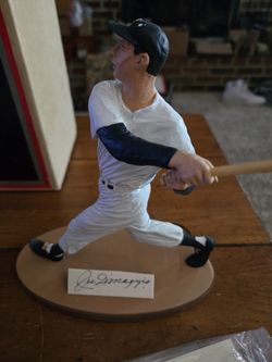 Joe Dimaggio Autographed Figure With Coa 