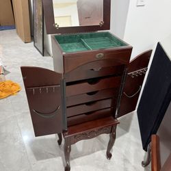 Jewelry Chest