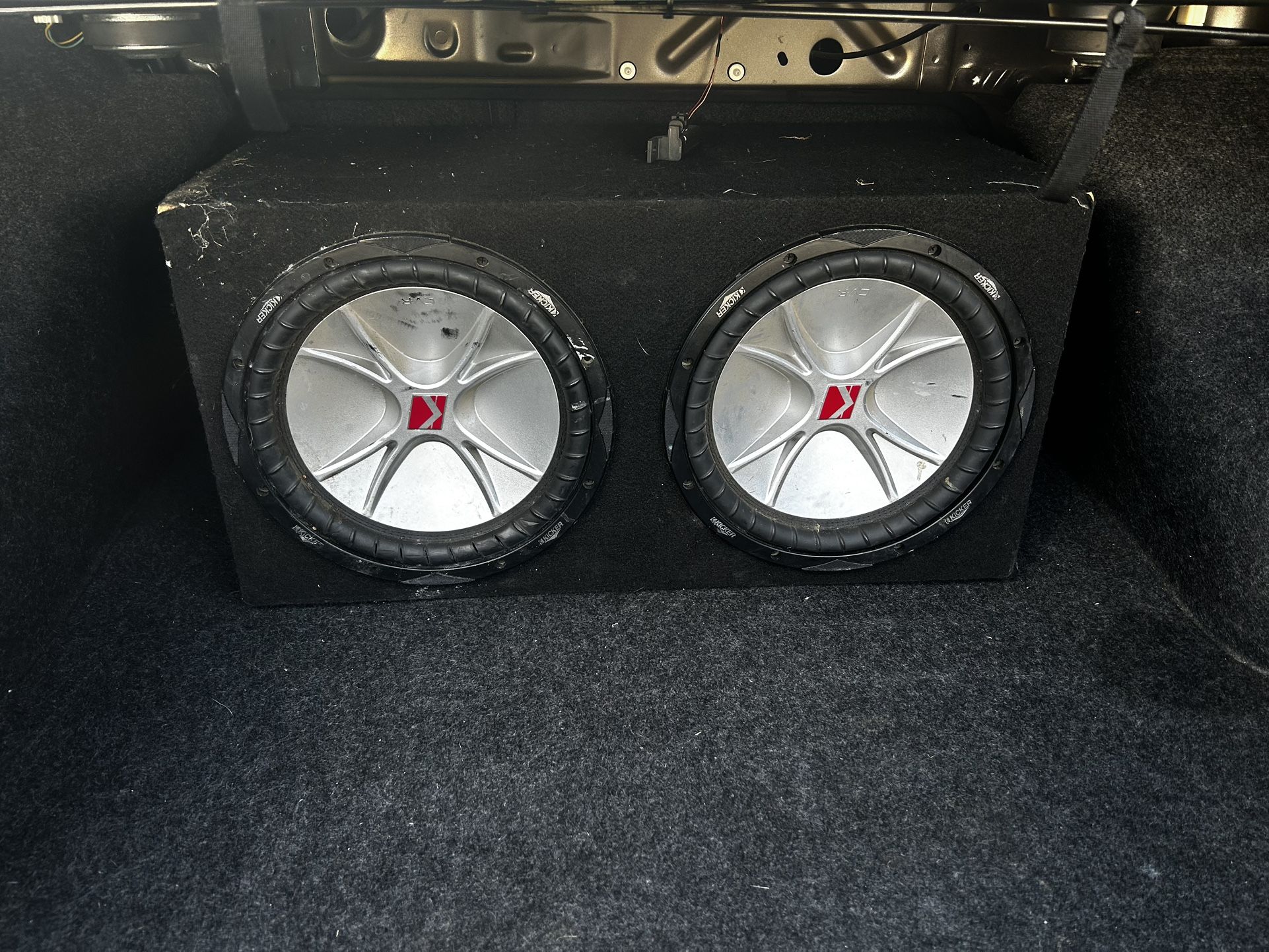 Kicker Subwoofer CompR (Car Speaker)