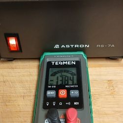 Astron RS-7A 7 AMP Ham Radio Power Supply