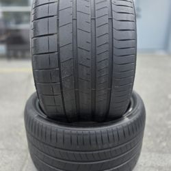 355 25 21 (2) (P42) TIRES PIRELLI P ZERO   80% TREAD 