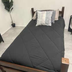 Twin Bed w/ Mattress