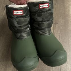 Hunter Big Kid Size 4
