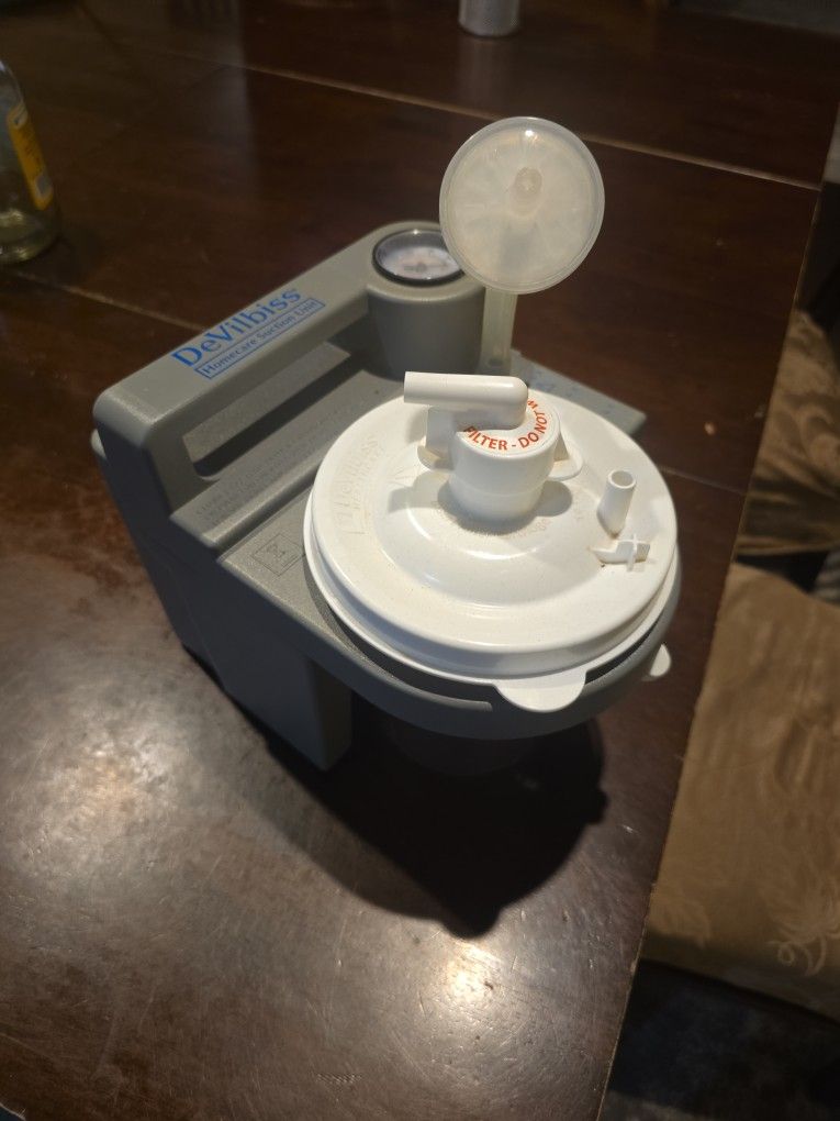 Portable Suction Pump DeVilbiss