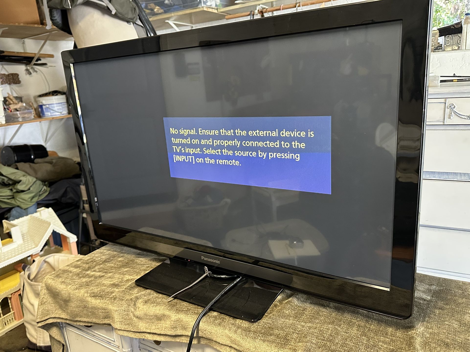 Panasonic TC-P42S30 Plasma 42” 1080p TV with Fire stick