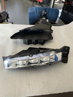 2015-2019 Dodge Charger Corner / Park Fog Light Rh Right Passenger Side