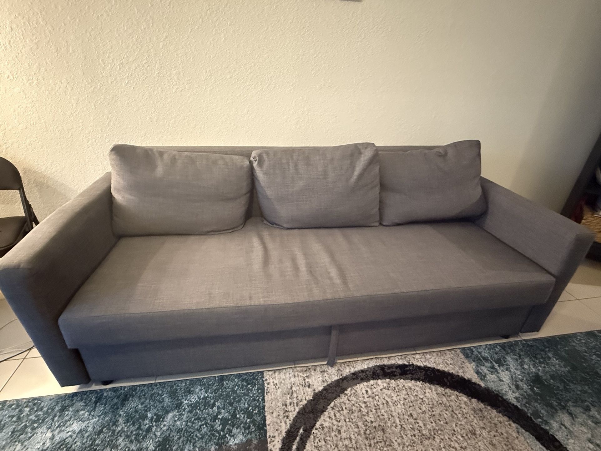 Grey Sleeper Sofá