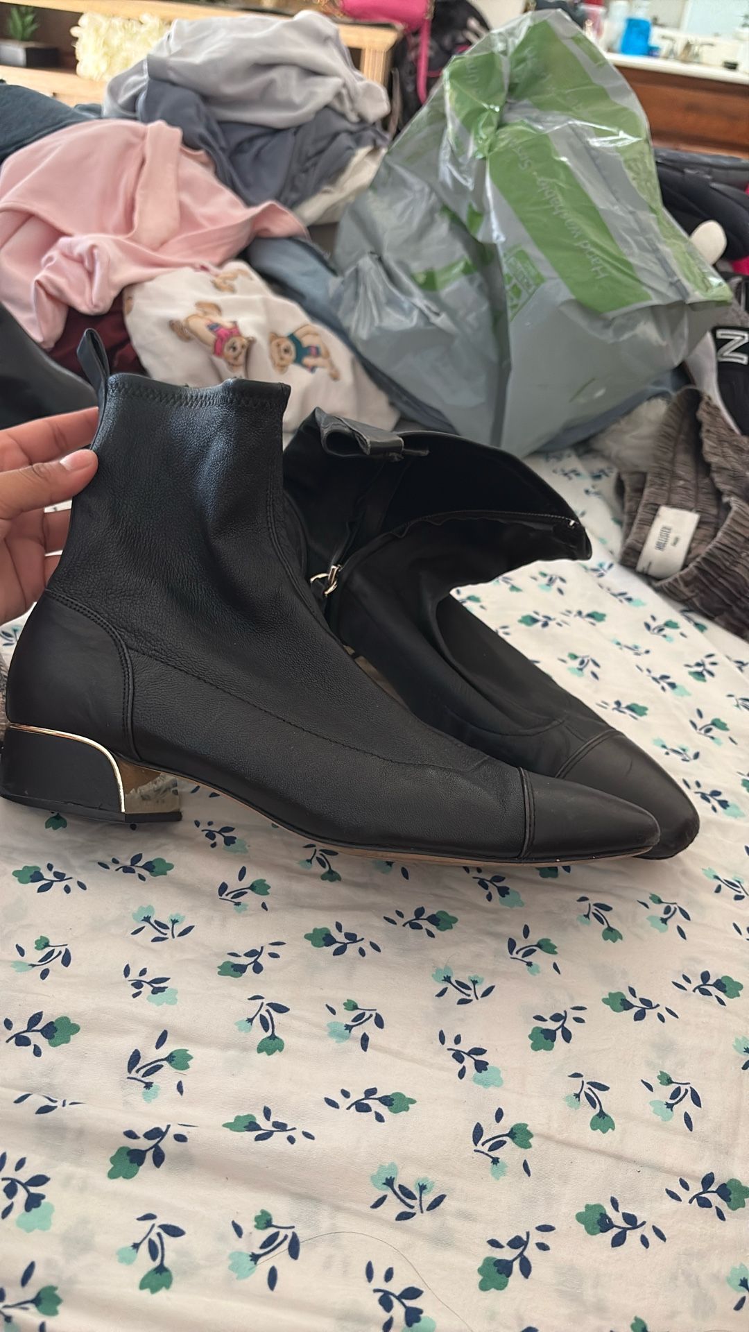Mini Boots