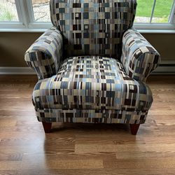 Upholstered Chairs 