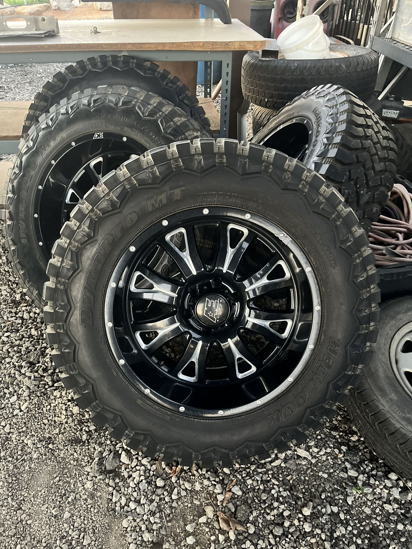 Off Road Rims An Tires