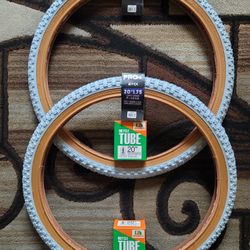 NEW Bicycle Bmx Bike Tires 20" Light Blue Gumwall Knobby Pattern 