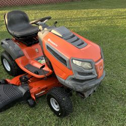 54” Husqvarna Riding Lawnmower Works Great !