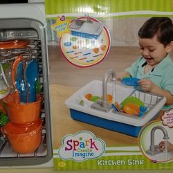 NEW SPARK CREATE IMAGINE KITCHEN SINK PLAYSET. PICK UP MIDDLEBORO ONLY FINAL SALE 