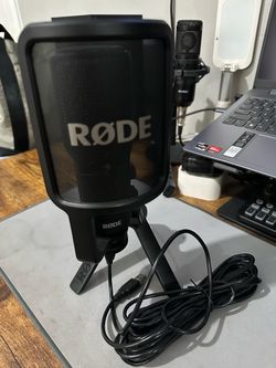 Rode USB Condenser Microphone with Pop Filter