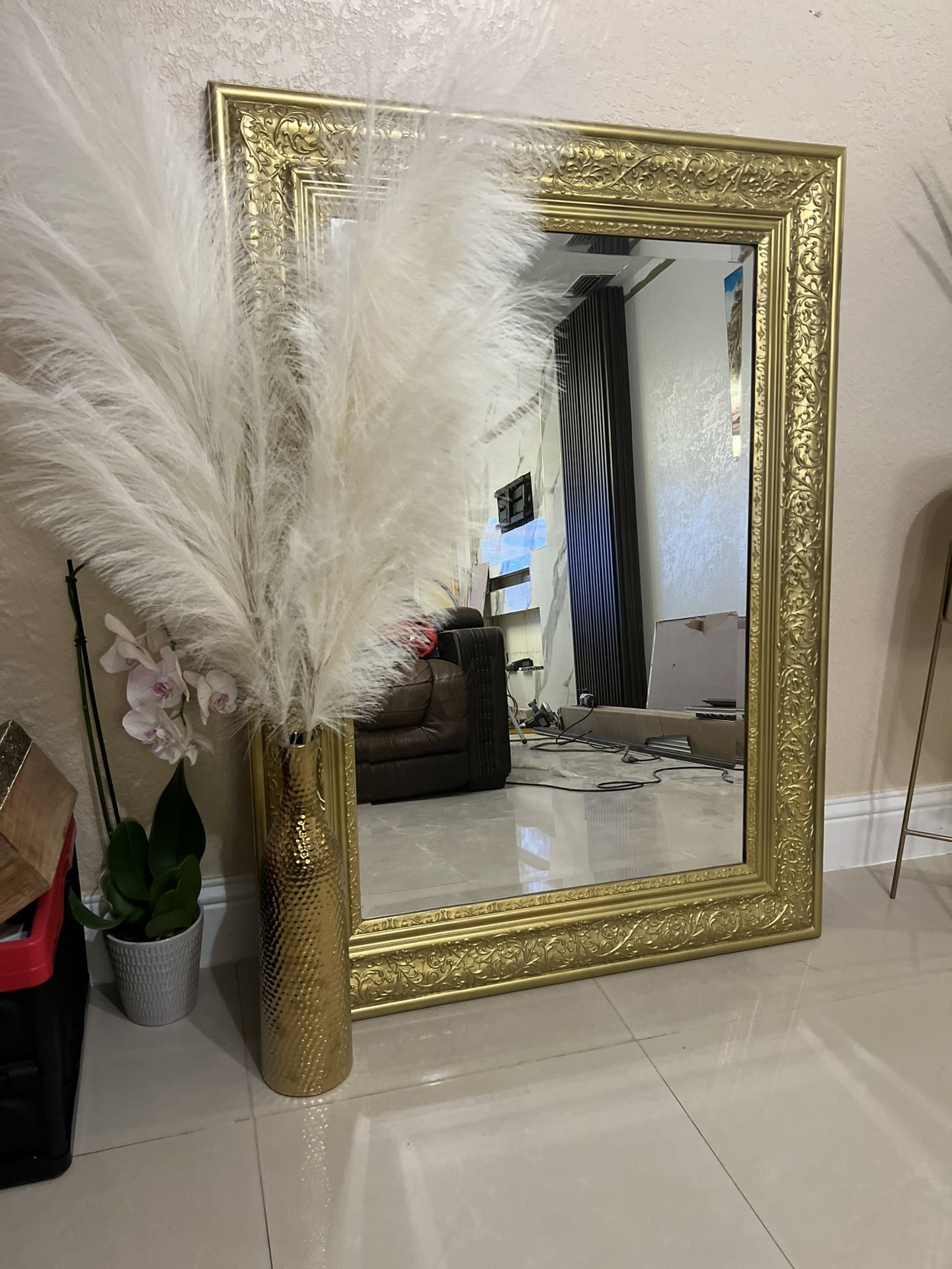 Mirror And Table