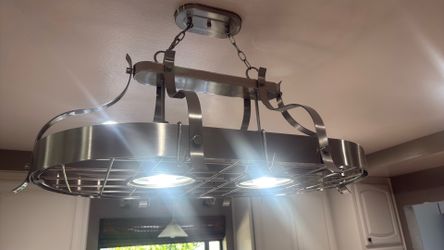 Light fixture