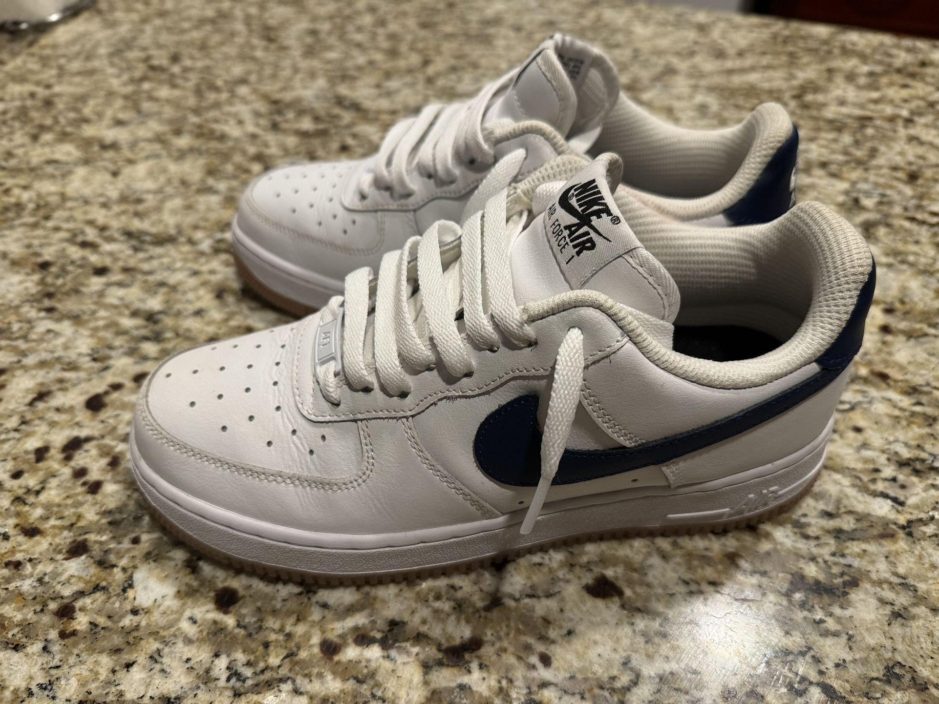 Nike Air Force 1 Low 