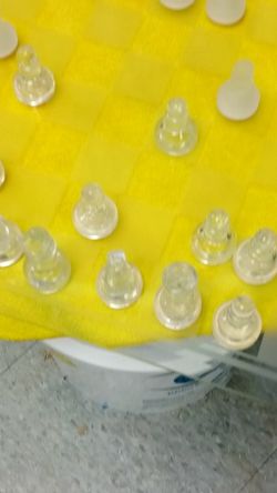 Plastic Clear Chess Set (All Pieces)