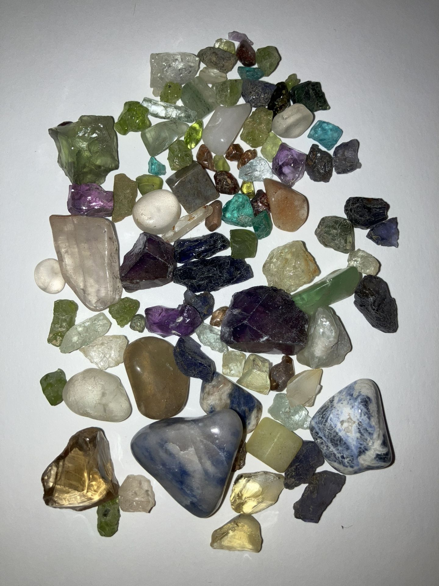 Mixed Small Crystals & Beach Glass - Jewelry Crafting Healing - Amethyst Peridot Sodalite +