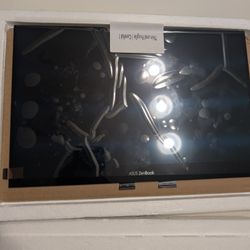 ASUS ZenBook 1920x1080 LCD OLED - ATNA33XC11