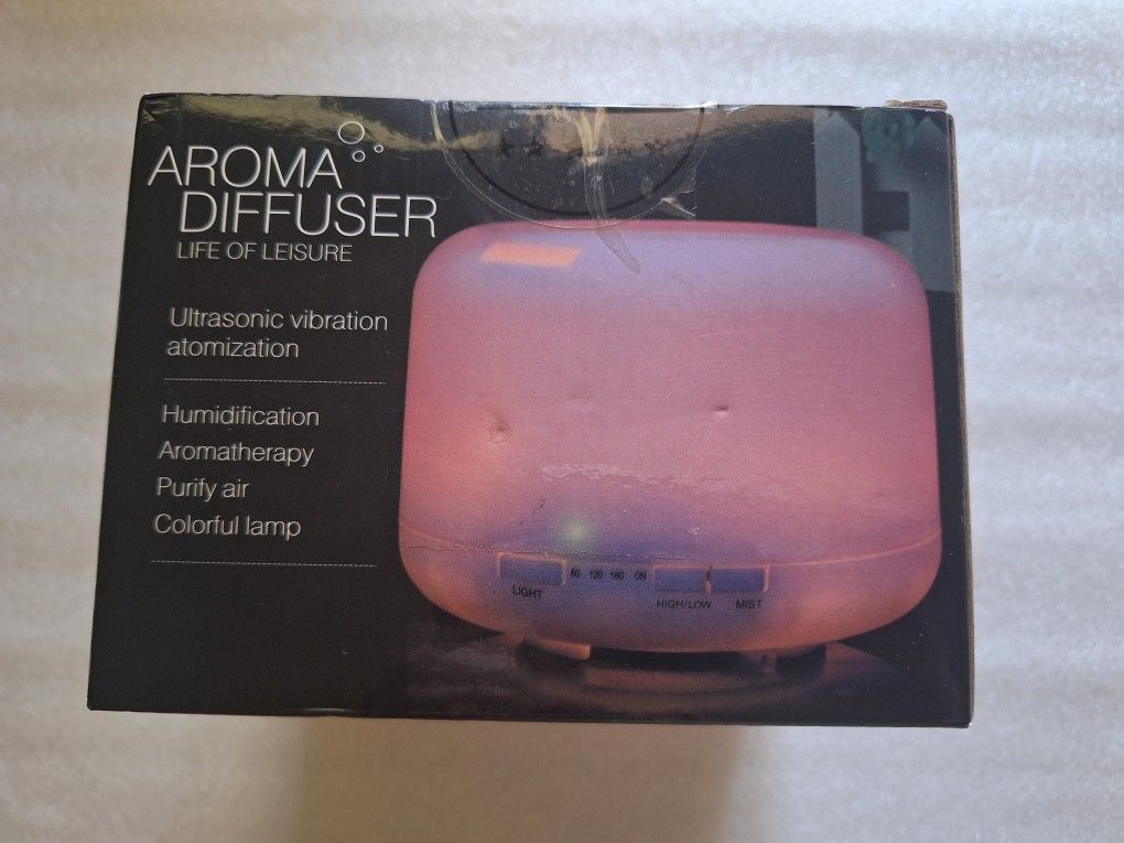 Aroma Diffuser Life of Leisure Ultrasonic Vibration Colorful Lamp- White 