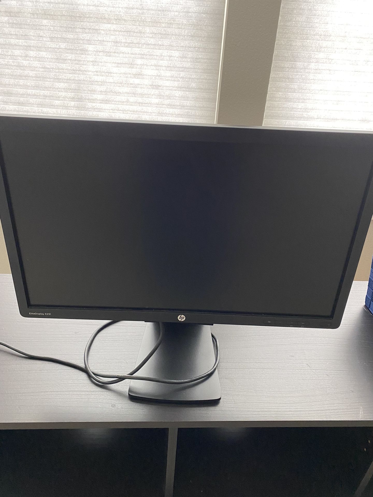 23” HP Monitor