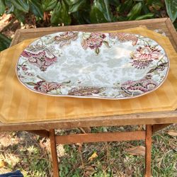 222 Fifth Gabrielle Cream Platter