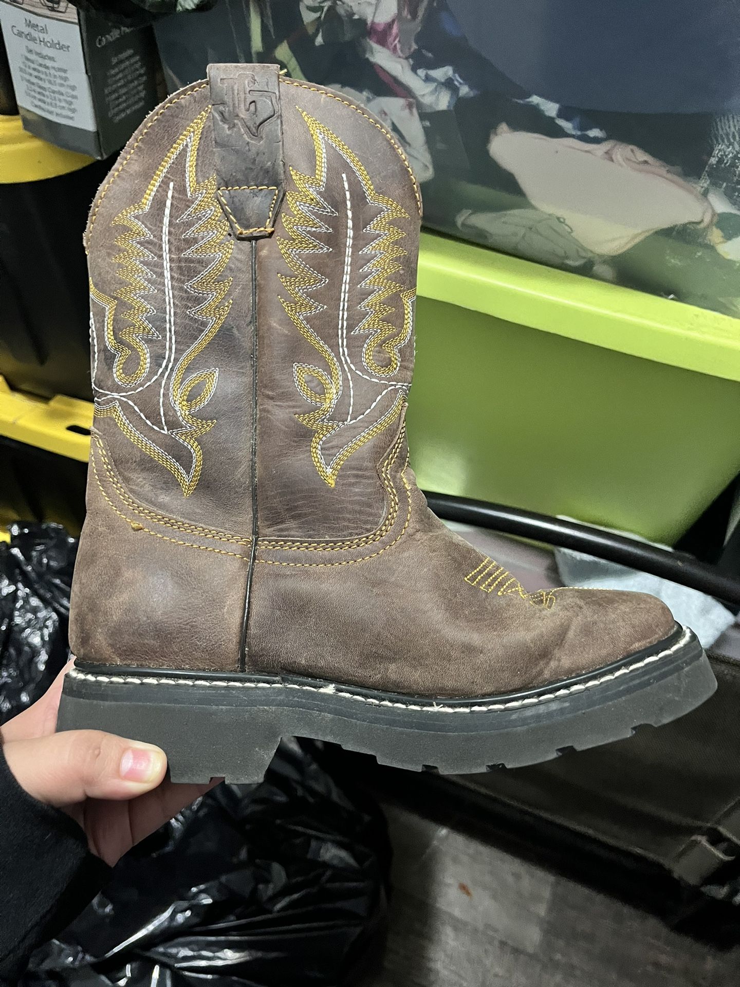 TEXAS COUNTRY BOOTS SIZE 7 W