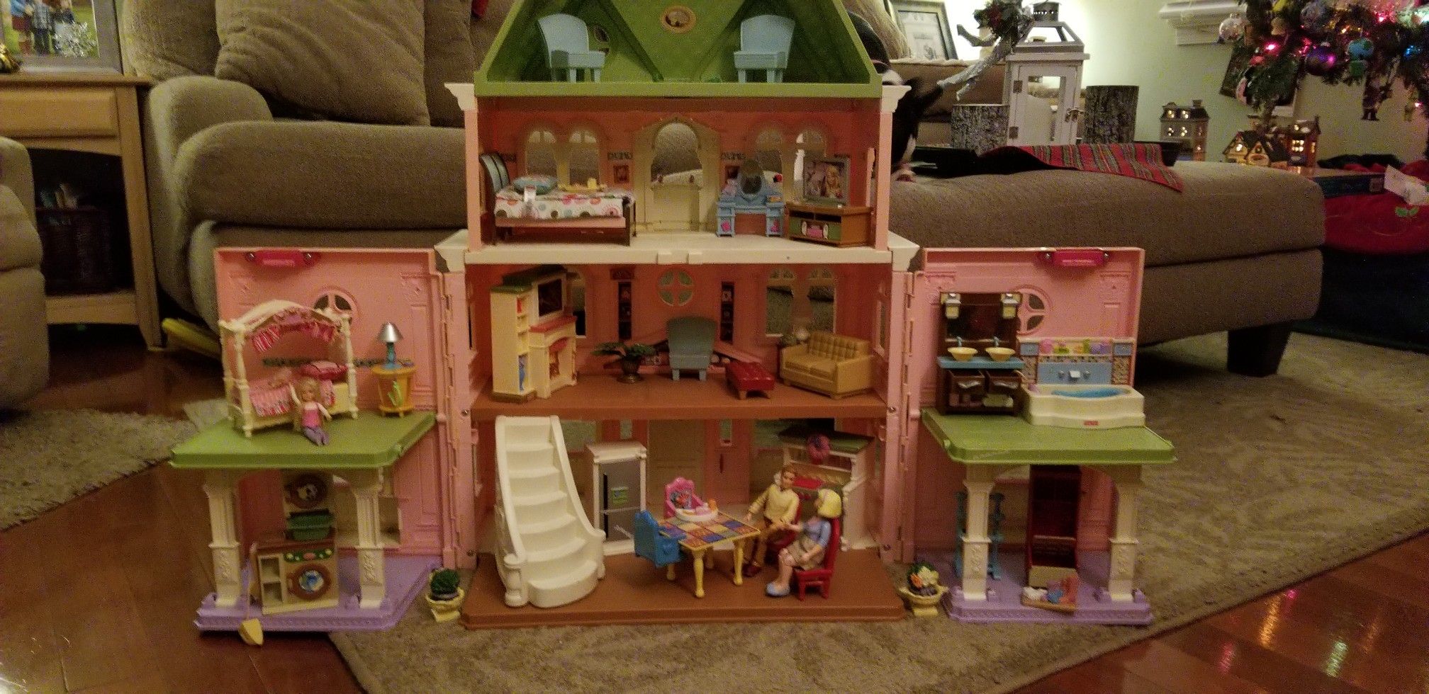 Dollhouse with furniture and people