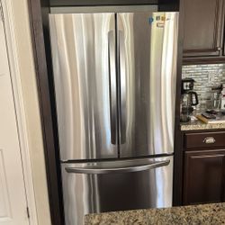 LG Refrigerator 