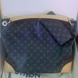 Monogram Berri MM Louis Vuitton Purse With Wallet 