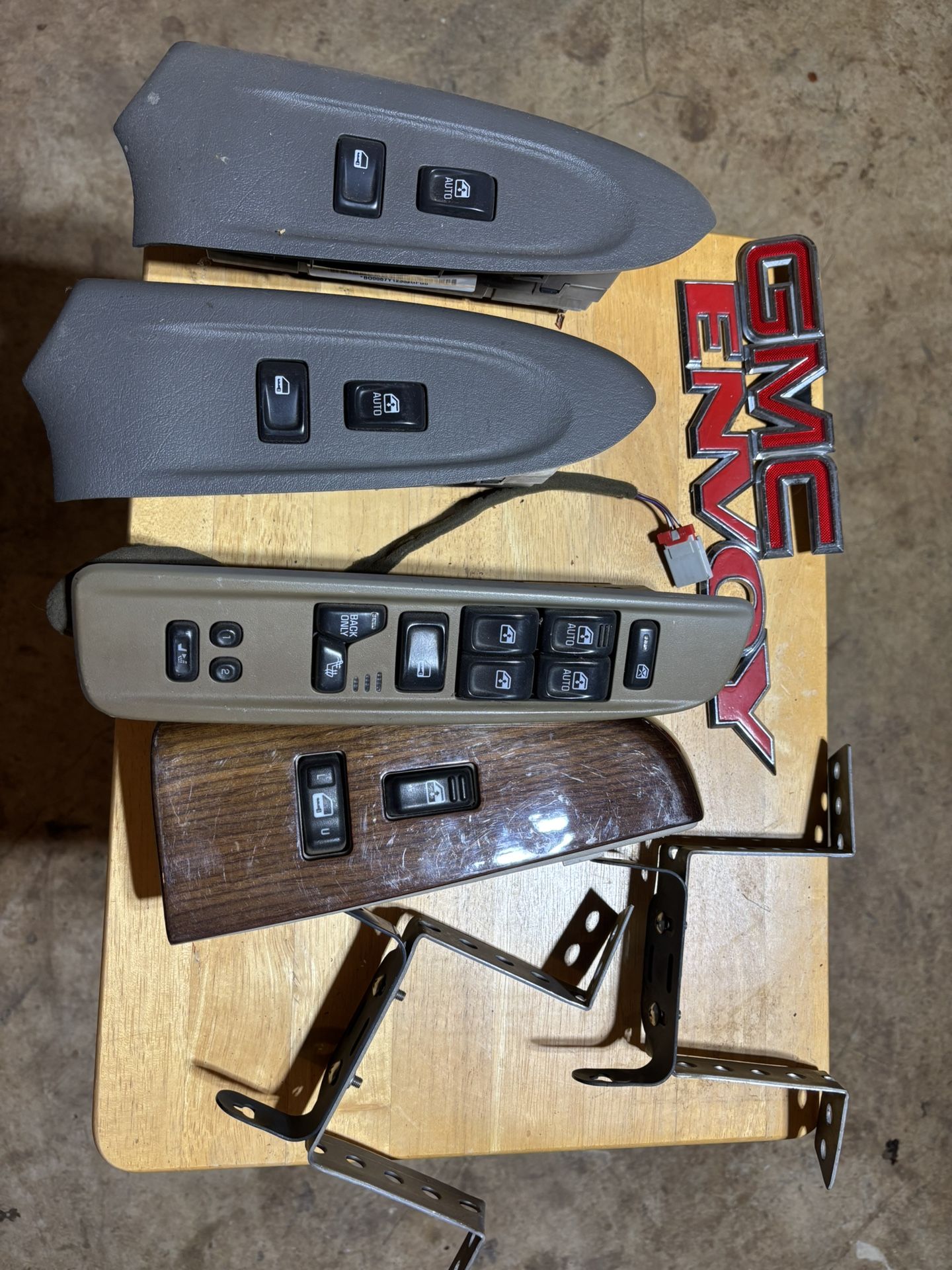 Envoy Door Handle Parts