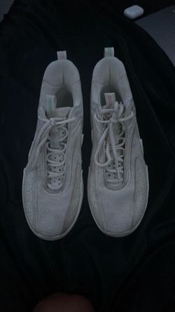 Nike cosmic unity 2 shoes