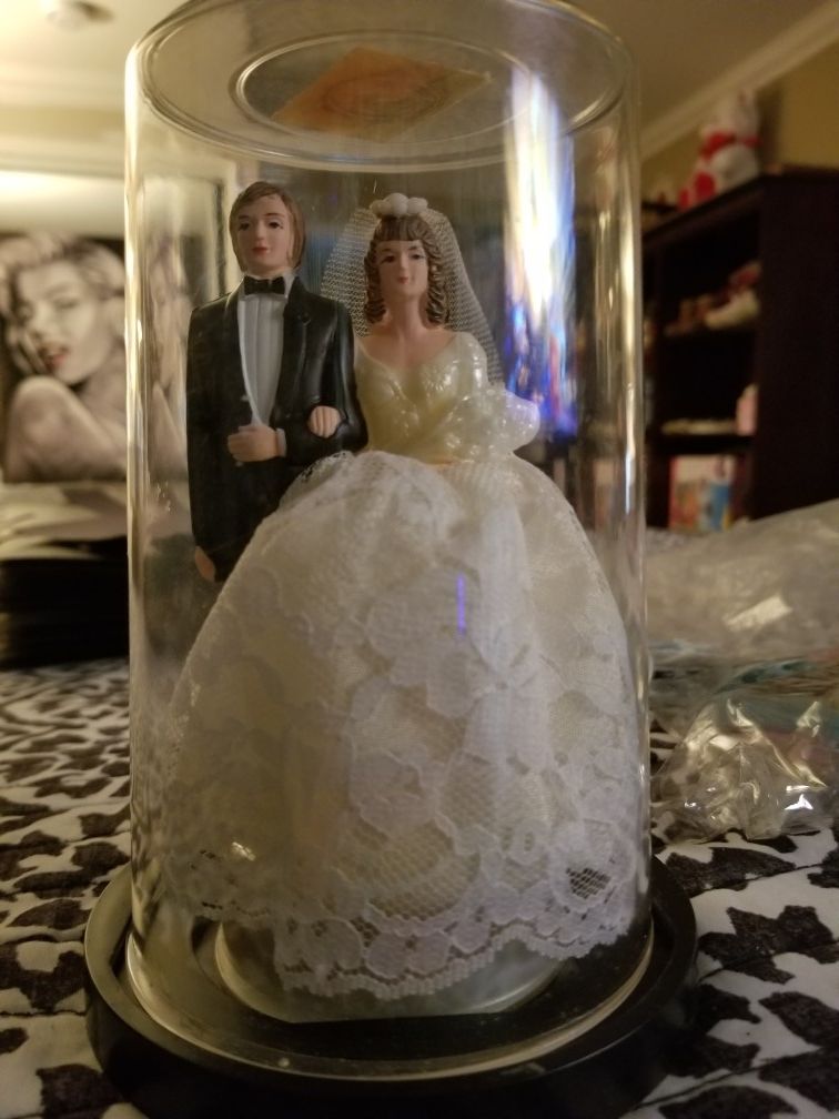 Wedding cake topper