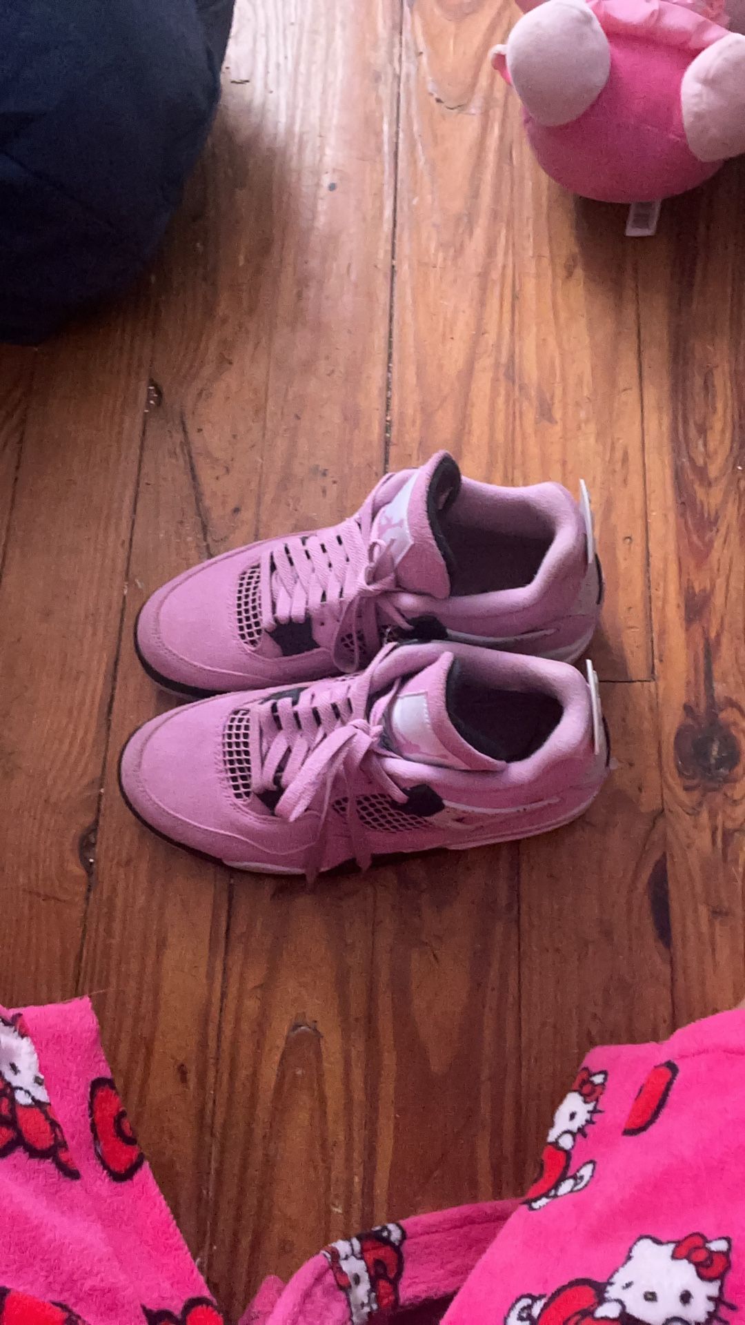 pink 4s