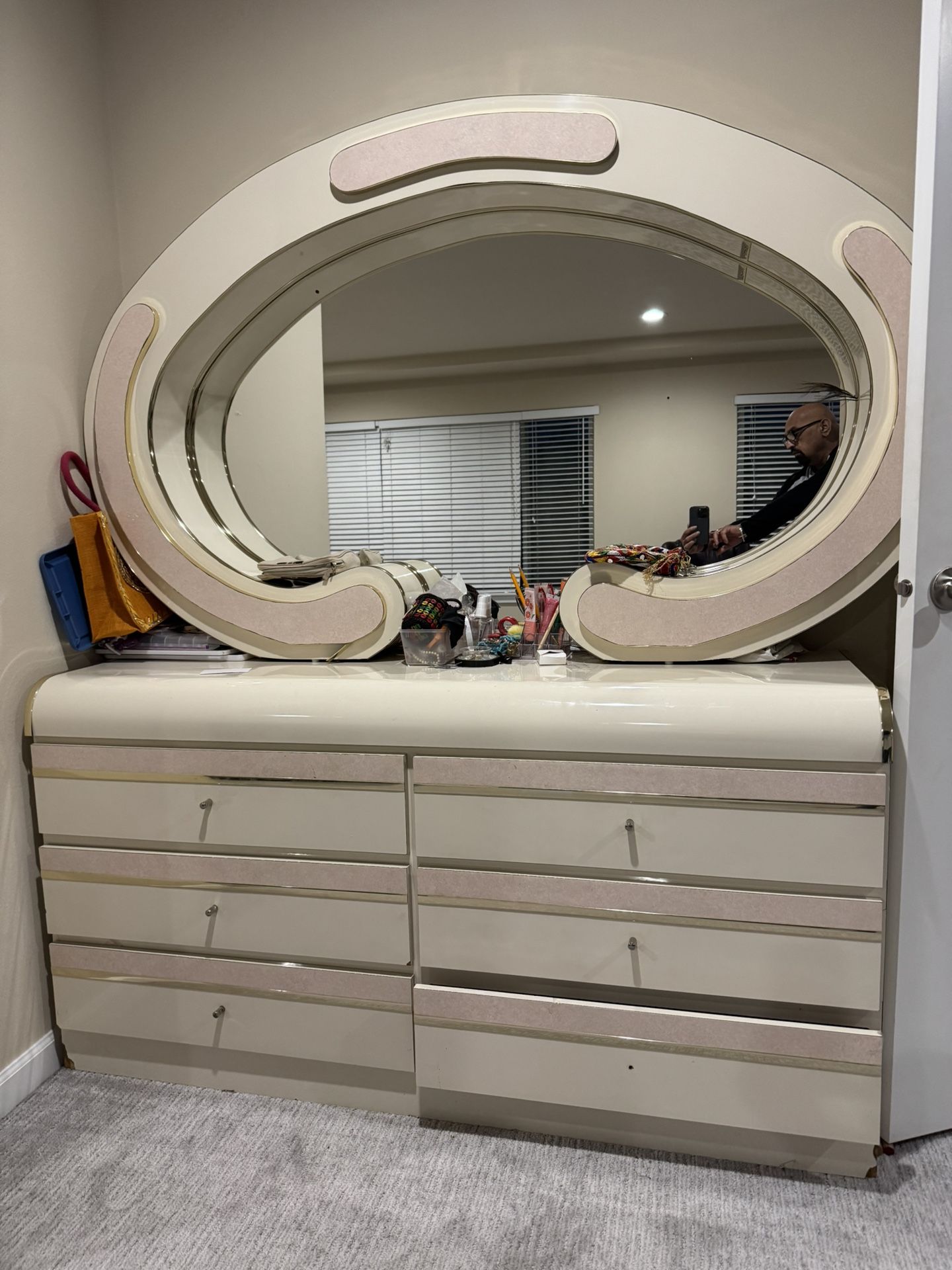 Dresser With Mirror And Two Side Table 