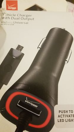 Verizon universal vehicle charger with dual output