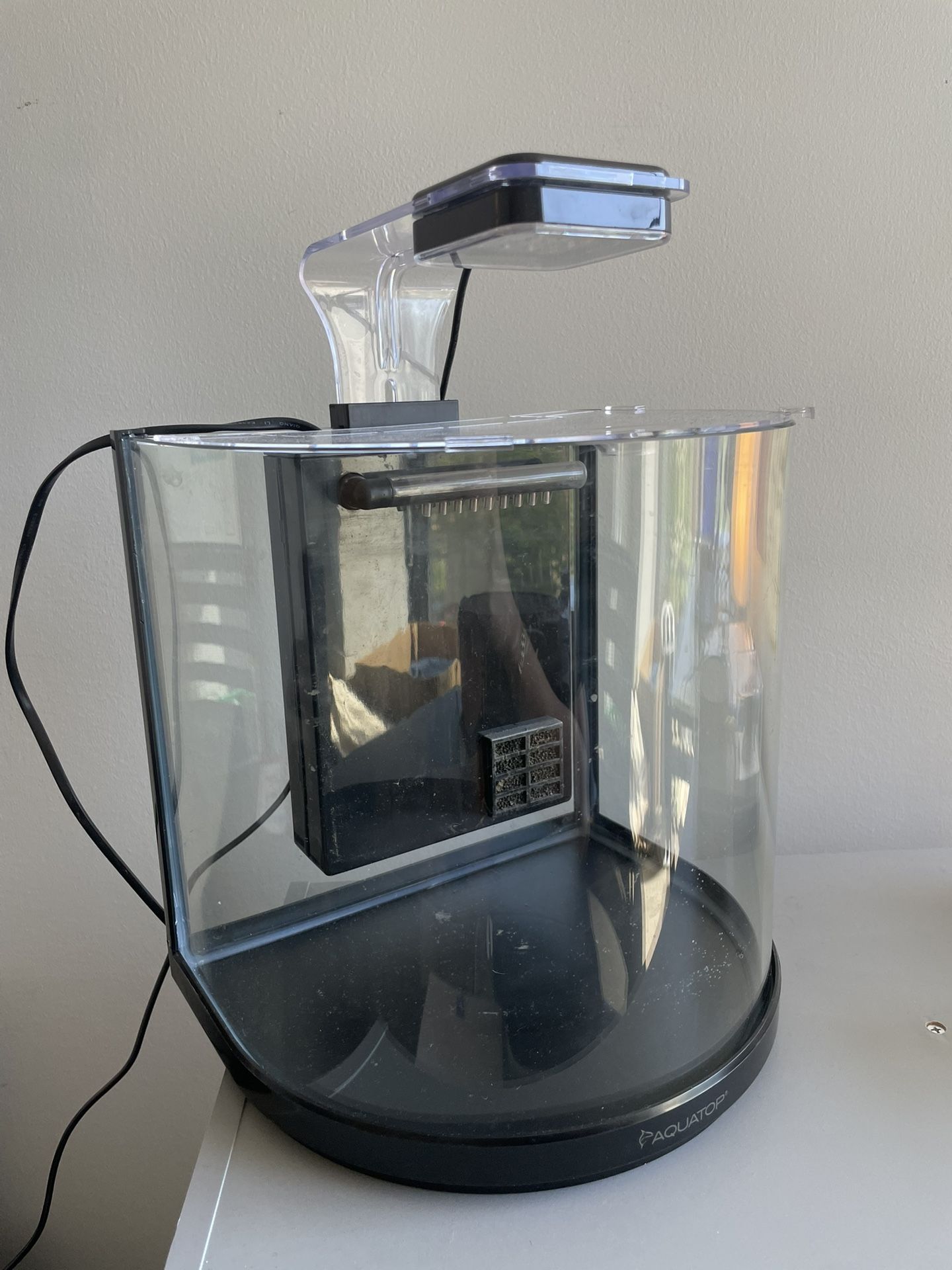 AquaTop Fish Tank - 3 Gallons