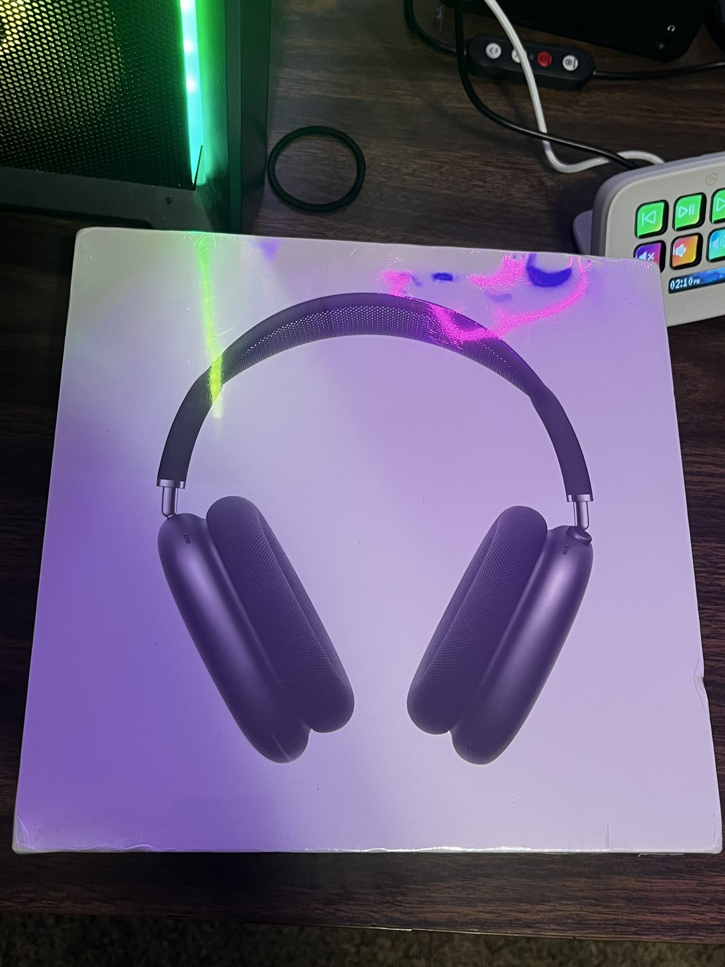 Apple Airpods Max ( Brand New)