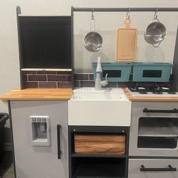 Kids Kitchen 