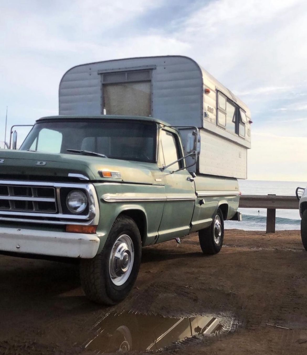 1970 Ford F250 Camper special