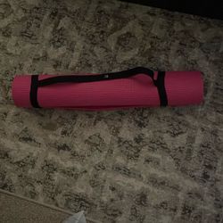 Selling A Hot Pink Yoga/Pilates Mat! Comes With A Strap & Is Incredibly Comfy!