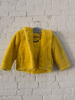 APPARIS Goldy Kids Faux Fur Jacket Size 6Y — Yellow, Hooded