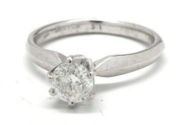 Ladies Diamond/White Gold Engagement Ring