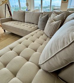 L-Shaped Sectional Sofa- Excellent Condition