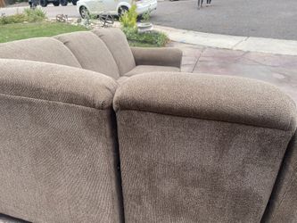 Sectional Couch - Tan /taupe / 