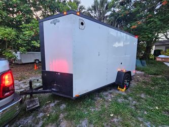 Trailer 6x14 "2021" one owner, pulls Great no leaks 6ft height interior, clean title in hand ✋️ READ DESCRIPTION FIRST, LEA PRIMERO.