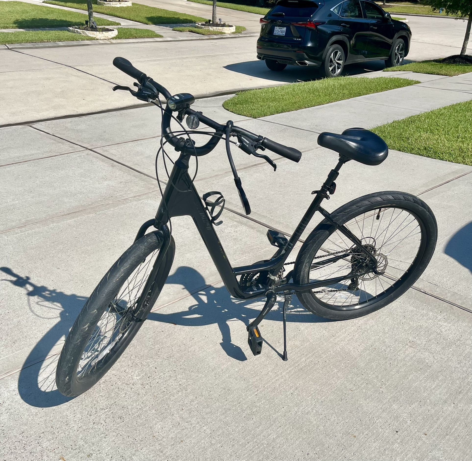 Specialized Roll Sport LE (Large) β 21-Speed Hybrid Bike + Accessories!