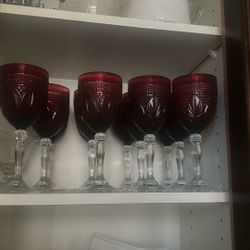 Gorgeous 12 Red Wine Glasses