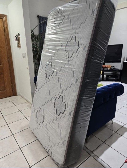 New Twin Size Mattress Regular with Boxspring Set Colchones...
